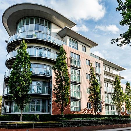 The Cedar Suite Woking Dış mekan fotoğraf